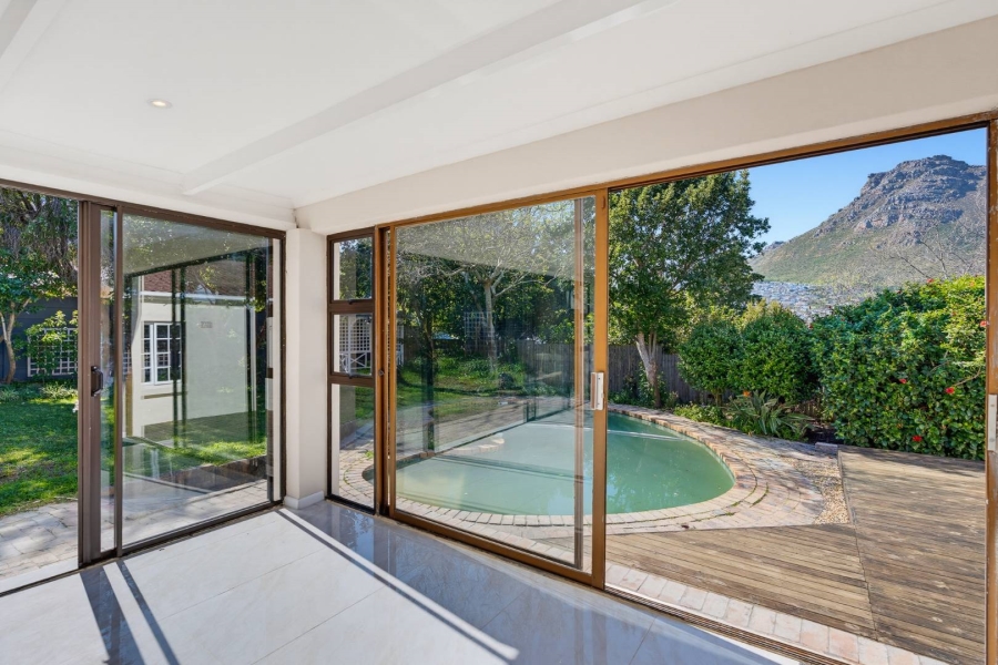 4 Bedroom Property for Sale in Hout Bay Western Cape